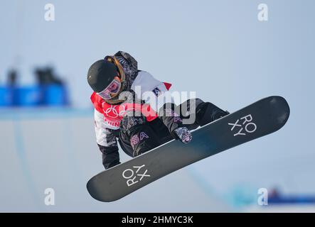 Zhangjiakou, Chine, Jeux olympiques d'hiver de 2022, 10 février 2022 : Chloe Kim des États-Unis pendant la neige, demi-pipe, au parc des neiges de Zhangjiakou. Prix Kim/CSM. Banque D'Images