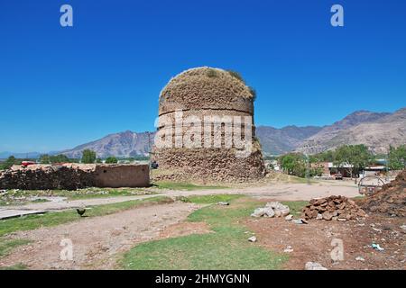 Shingardar Stupa dans la vallée du Swat dans l'Himalaya, au Pakistan Banque D'Images