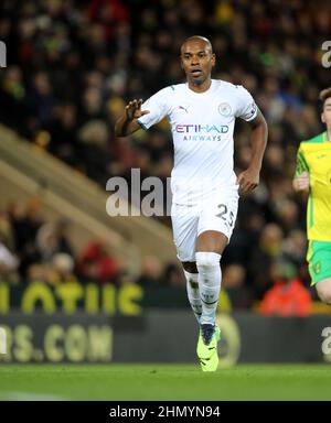 Norwich, Royaume-Uni. 12th févr. 2022. Fernandinho (MC) au match de Norwich City contre Manchester City, première ligue anglaise, à Carrow Road, Norwich. Crédit : Paul Marriott/Alay Live News Banque D'Images