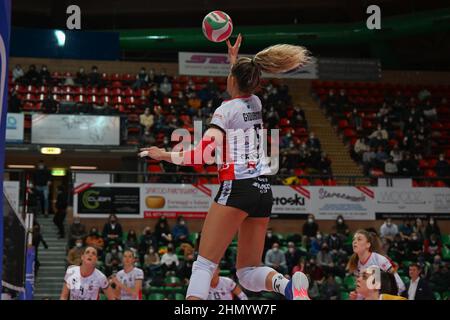 Cuneo, Italie. 12th févr. 2022. Giovannini Gaia (Bosca Cuneo) pendant Bosca S.Bernardo Cuneo contre Igor Gorgonzola Novara, Volleyball Italien série A1 Match de femmes à Cuneo, Italie, février 12 2022 crédit: Agence de photo indépendante/Alamy Live News Banque D'Images