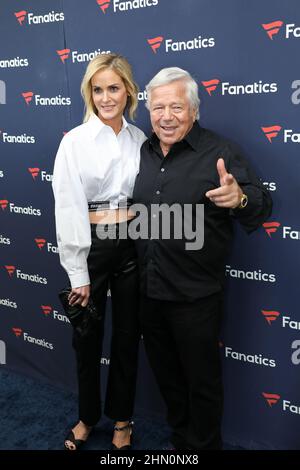 Dana Blumberg arrive au Super Bowl Party de Michael Rubin à 3Labs heures à Culver City, Californie, le samedi 12 février 2022. (Photo de Conor Duffy/Sipa USA) Banque D'Images