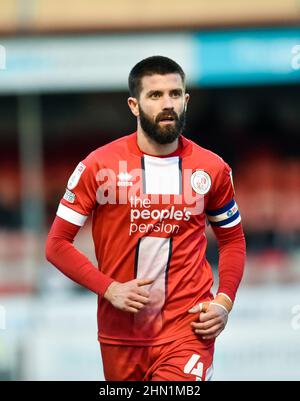 George Francomb de Crawley pendant le match de la Sky Bet League deux entre Crawley Town et Hartlepool Unis au People's Pension Stadium , Crawley , Royaume-Uni - 12th février 2022 - usage éditorial seulement. Pas de merchandising. Pour les images de football, les restrictions FA et Premier League s'appliquent inc. Aucune utilisation Internet/mobile sans licence FAPL - pour plus de détails, contactez football Dataco Banque D'Images