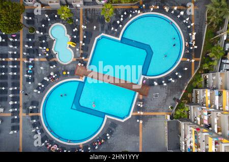 Piscine vue aérienne de haut en bas Banque D'Images