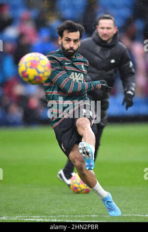 Burnley, Royaume-Uni. 13th févr. 2022. Mohamed Salah de Liverpool se réchauffe lors du match de la Premier League à Turf Moor, Burnley, Royaume-Uni. Date de la photo: Dimanche 13 février 2022. Crédit photo devrait se lire: Anthony Devlin crédit: Anthony Devlin/Alamy Live News Banque D'Images