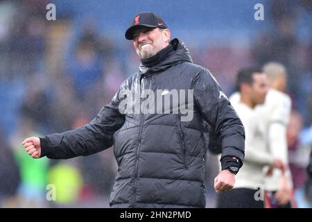 Burnley, Royaume-Uni. 13th févr. 2022. Jurgen Klopp, directeur de Liverpool, célèbre après le coup de sifflet final lors du match de la Premier League à Turf Moor, Burnley, Royaume-Uni. Date de la photo: Dimanche 13 février 2022. Crédit photo devrait se lire: Anthony Devlin crédit: Anthony Devlin/Alamy Live News Banque D'Images