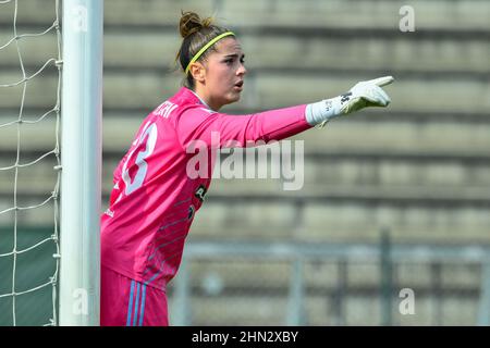 Giorgia Bettineschi (Como Women) lors de la finale du quart de football italien - Italian Cup Women 2021/2022 match entre AS Roma Women contre FC Como Women au stade Tre Fontane le 13 février 2022. Banque D'Images