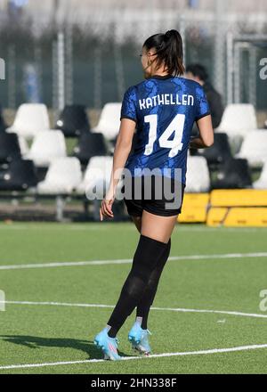 Turin, Italie. 13th févr. 2022. Kathellen Sousa Feitoza des femmes Inter FC lors du match de la coupe des femmes italiennes 2021/2022 entre Juventus FC et Inter FC femmes au Centre de formation de Juventus le 13 février 2022 à Vinovo, Italie photo ReporterTorino crédit: Agence de photo indépendante/Alay Live News Banque D'Images