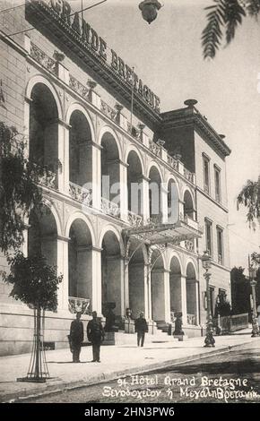 Carte postale ancienne de l'Hôtel Grande Bretagne. 1900s l'Hôtel Grande Bretagne est un hôtel de luxe à Athènes, Grèce. Il est situé sur la place Syntagma, Banque D'Images