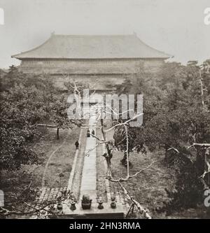 Photo d'époque d'une salle et d'un terrain de Tombeaux Ming. Pékin, Chine Banque D'Images