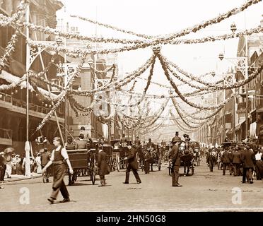 Edward VII Coronation décorations, rue St. James's, Londres en 1902 Banque D'Images