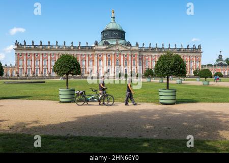Potsdam, Allemagne, Nouveau Palais (Neues Palais) dans le parc de Sanssouci, site de la ville de style baroque prussien datant de 1769. Banque D'Images
