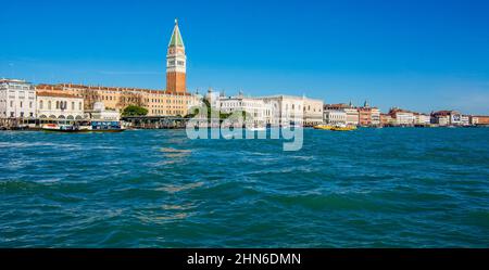 Venise vue depuis la lagune Banque D'Images