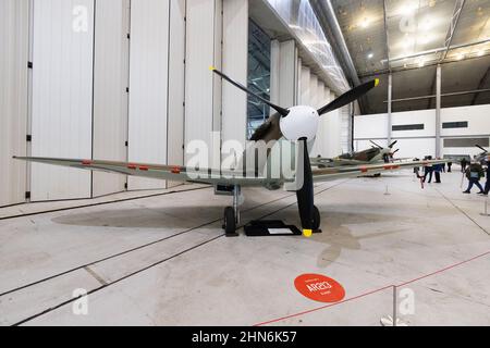 Avion Supermarine Spitfire; Un avion de chasse Spitfire Mk I WW2 , AR213, gros plan dans l'exposition du musée de l'air IWM Duxford, Duxford Royaume-Uni Banque D'Images