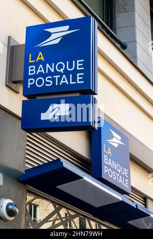 Signe de la Banque postale, une banque publique française filiale à 100% du groupe la poste et spécialisée dans les services financiers Banque D'Images