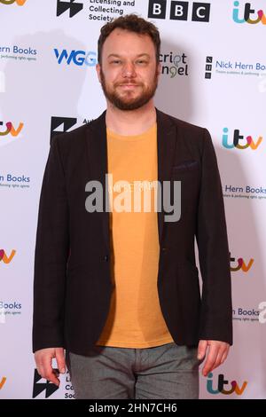 Londres, Royaume-Uni. 14 février 2022. Oliver Emanuel assiste aux Writerss' Guild of Great Britain Awards 2022 au Royal College of Physicians, Londres. Date de la photo: Lundi 14 février 2022. Le crédit photo devrait se lire: Matt Crossick/Empics/Alamy Live News Banque D'Images