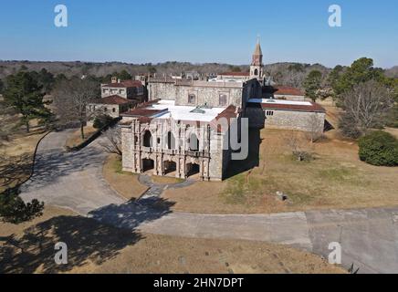 Atlanta, Géorgie, États-Unis. 13th févr. 2022. Lieux de tournage Ozark, Omar Navarro Estate, Atlanta GA sur place pour les lieux de tournage Netflix OZARK, Atlanta, GA le 13 février 2022. Crédit : Derek Storm/Everett Collection/Alay Live News Banque D'Images