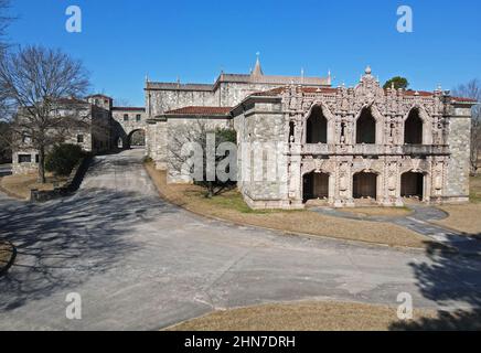 Atlanta, Géorgie, États-Unis. 13th févr. 2022. Lieux de tournage Ozark, Omar Navarro Estate, Atlanta GA sur place pour les lieux de tournage Netflix OZARK, Atlanta, GA le 13 février 2022. Crédit : Derek Storm/Everett Collection/Alay Live News Banque D'Images