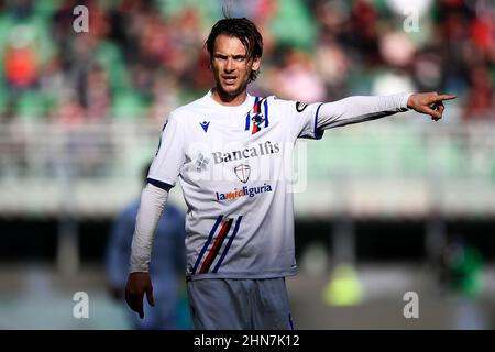 Milan, Italie. 13 février 2022. Albin Ekdal de UC Sampdoria gestes pendant la série Un match de football entre AC Milan et UC Sampdoria. Credit: Nicolò Campo/Alay Live News Banque D'Images