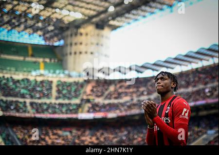 Milan, Italie. 13 février 2022. Rafael Leao d'AC Milan gestes pendant la série Un match de football entre AC Milan et UC Sampdoria. Credit: Nicolò Campo/Alay Live News Banque D'Images