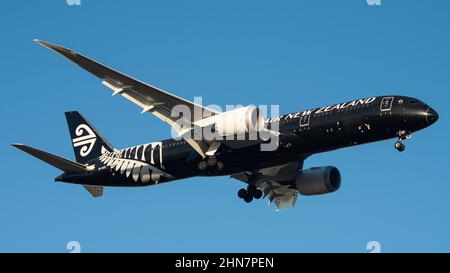 Air New Zealand Boeing 787 Dreamliner ZK-NZE en peinture « All Black » Banque D'Images