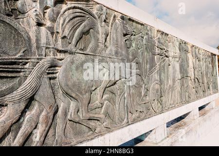 21 octobre 2021, Thessalonique, Grèce: Relief représentant la bataille avec le conquérant Alexandre le Grand Banque D'Images