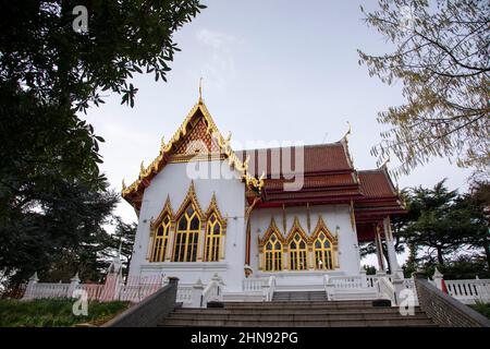 Wat Buddhapadipa, temple bouddhiste thaïlandais, Wimbledon, Londres, Royaume-Uni Banque D'Images