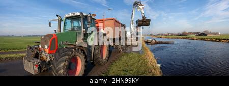 Travaux de dragage à petite échelle aux pays-Bas Banque D'Images