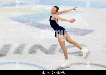 Pékin, Chine. 15th févr. 2022. BEIJING, CHINE - FÉVRIER 15: Mariah Bell des États-Unis en compétition sur le patinage féminin unique lors des Jeux Olympiques de Beijing 2022 au stade intérieur de la capitale le 15 février 2022 à Beijing, Chine (photo de Iris van den Broek/Orange Pictures) NOCNSF crédit: Orange pics BV/Alay Live News Banque D'Images