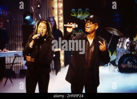 La touche, deutsch-amerikanisches Eurodance Duo, Melanie Thornton und Lane McCray, 1999. La Bouche, duo franco-américain danco, Melanie Thornton et Lane McCray, 1999. Banque D'Images