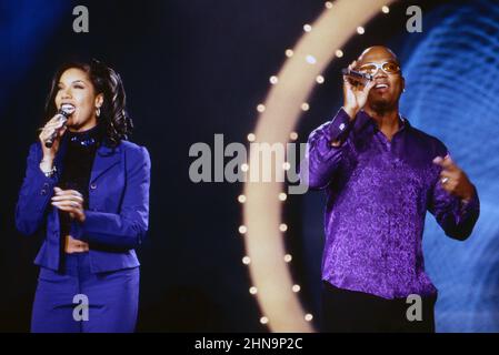 La touche, deutsch-amerikanisches Eurodance Duo, Melanie Thornton und Lane McCray, 1999. La Bouche, duo franco-américain danco, Melanie Thornton et Lane McCray, 1999. Banque D'Images