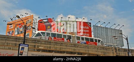 Sky train, KL Monorail, Bukit Bintang, Kuala Lumpur, Malaisie Banque D'Images