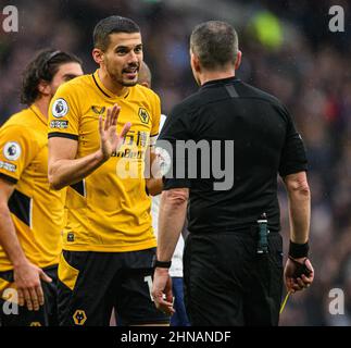 13 février 2022 - Tottenham Hotspur / Wolverhampton Wanderers - Premier League Conor Coady pendant le match contre Tottenham Hotspur. Crédit photo : © Mark pain / Alamy Live News Banque D'Images