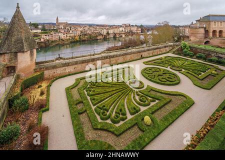 Le jardin du Palais de la Berbie dans le musée Toulouse-Lautrec, Albi, France Banque D'Images