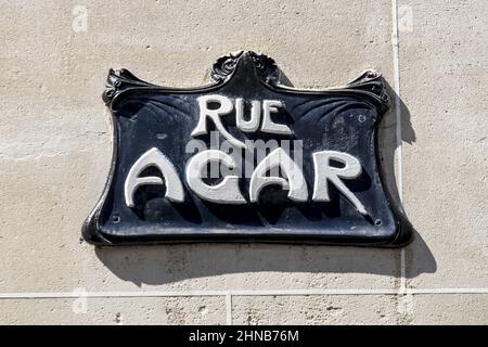 France. Paris (16th arrondissement). Rue agar Banque D'Images