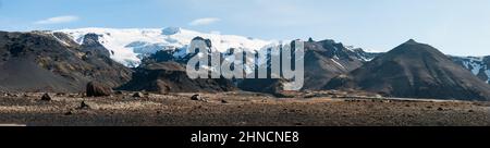 Autour de l'Islande - vue panoramique sur la chaîne de montagnes, Skaftafell, Virkisjökull Banque D'Images