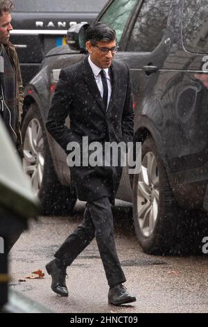 15/02/2022. Le chancelier Rishi Sunak s’est bien plu aujourd’hui alors qu’il arrive à l’arrière de Downing Street.
