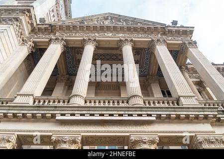 La façade très ornée du musée et galerie d'art dans la ville de Birmingham, UK Banque D'Images