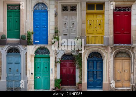 Collage de portes avant colorées à Malte Banque D'Images