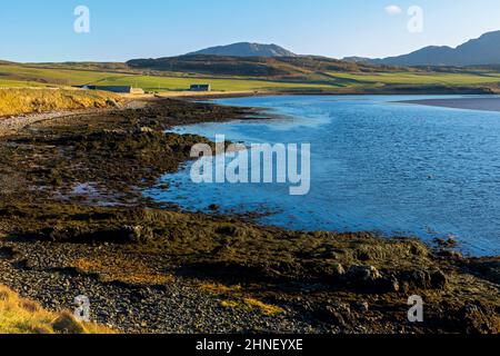 Beinn Ceannabeinne de la jetée de Keoldale, sur le Kyle de Durness, Sutherland, Écosse, Royaume-Uni. Banque D'Images