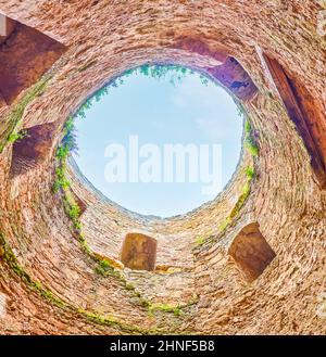 Vue panoramique sur la tour de la Citadelle, dans la forteresse d'Akkerman, Bilhorod-Dnistrovskyi, Ukraine Banque D'Images