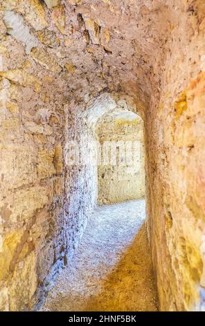 Couloir médiéval de la Citadelle en pierre de la forteresse d'Akkerman, Bilhorod-Dnistrovskyi, Ukraine Banque D'Images