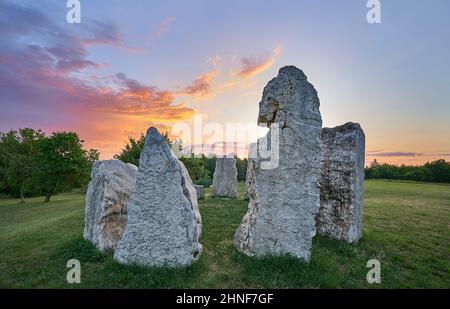 Observatoire TiCan, près de Visnjan en Istrie, Croatie en début de matinée, lever du soleil. Banque D'Images