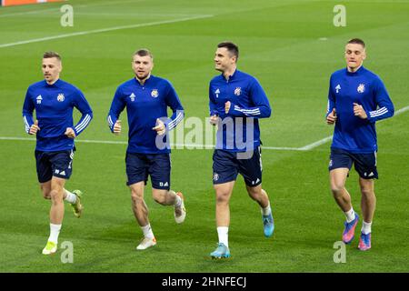 Séville, Espagne. 16th févr. 2022. Les joueurs de Dinamo Zagreb ont vu pendant l'entraînement avant le quart de finale de l'UEFA Europa League entre le FC Sevilla et Dinamo Zagreb à Séville. (Crédit photo: Mario Diaz Rasero crédit: Gonzales photo/Alamy Live News Banque D'Images