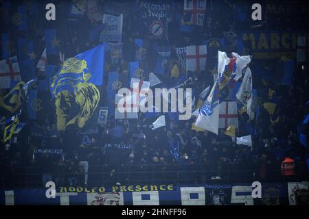 Milan, Italie. 16th févr. 2022. Les supporters du FC Internazionale lors du tournoi de la Ligue des champions de l'UEFA du 16 e match entre le FC Internazionale et le FC Liverpool au Stadio San Siro, Milan, Italie, le 16 février 2022. Credit: Giuseppe Maffia/Alay Live News Banque D'Images