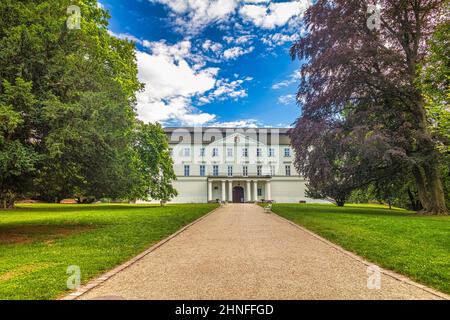 Château blanc de Hradec nad Moravici, République tchèque, Europe. Banque D'Images