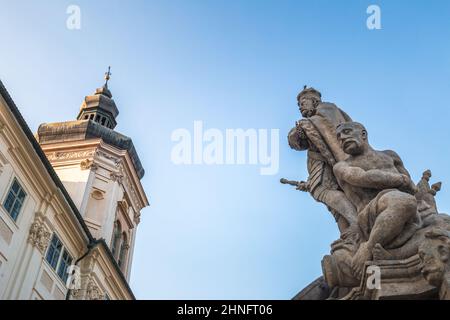 Statues historiques près du collège jésuite à Kutna Hora, République tchèque, Europe. Banque D'Images