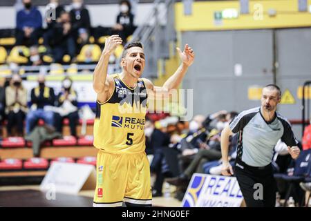 Italie. 16th févr. 2022. Italie, Turin, 16 febbraio 2022, match de Lega Nazionale Pallacanestro Championship A2 Reale Muta Torino vs Agribertocchi Orzinuovi. Win Torino 91 -80 (photo de Norberto Maccagno/Pacific Press) (photo de Norberto Maccagno/Pacific Press) Credit: Pacific Press Media production Corp./Alay Live News Banque D'Images