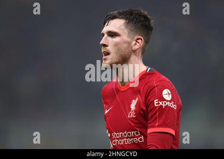 Milan, Italie, 16th février 2022. Andrew Robertson, du FC Liverpool, est à l'honneur lors du match de l'UEFA Champions League à Giuseppe Meazza, à Milan. Le crédit photo devrait se lire: Jonathan Moscrop / Sportimage Banque D'Images