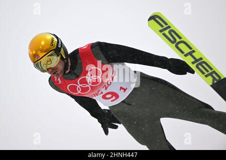 Zhangjiakou, Chine. 17th févr. 2022. Jeux olympiques, ski nordique/combinaison, compétition d'équipe, saut à ski, combiné Jörgen Graabak de Norvège en action. Credit: Hendrik Schmidt/dpa/Alay Live News Banque D'Images