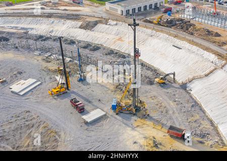 Forage, engin de forage à pieu d'alésage, vue aérienne du chantier Banque D'Images